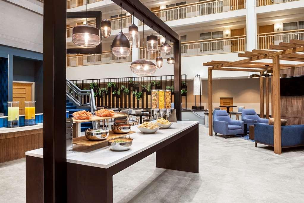 Embassy Suites By Hilton Cleveland Rockside Индепенденс Ресторан фото